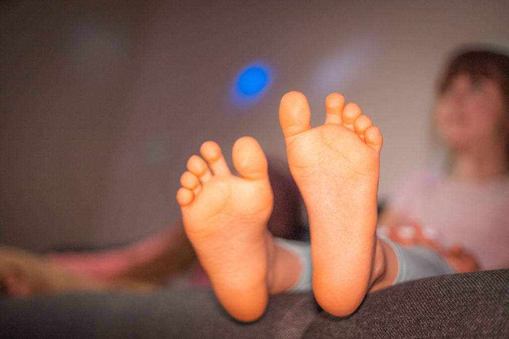 resting feet to relieve heel pain